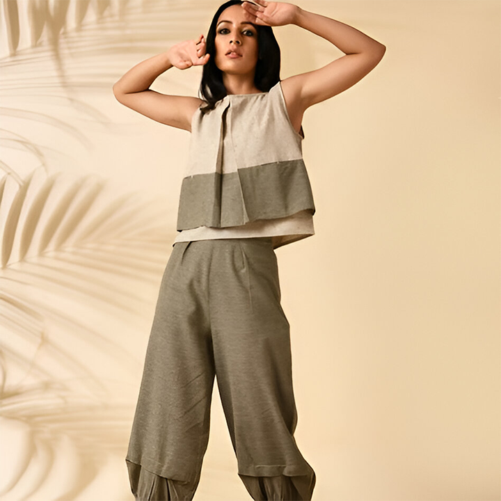 Flip the Script: The Reversible Dress That Doubles Your Style